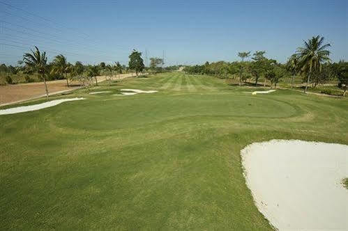 Pattaya Country Club & Resort Banpong Kültér fotó